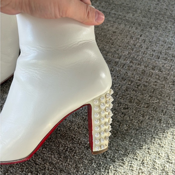 Louboutin Suzi Folk Boots 85mm in White - Picture 10 of 12